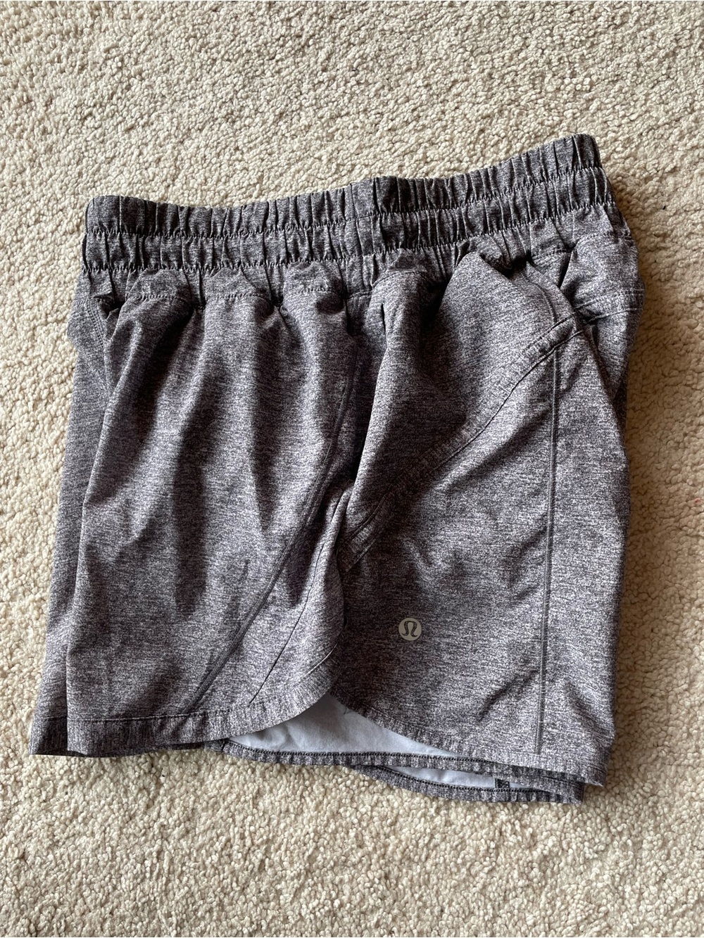 Lululemon Women's Running Shorts Women’s Grey Size 6 Lined Activewear Workout